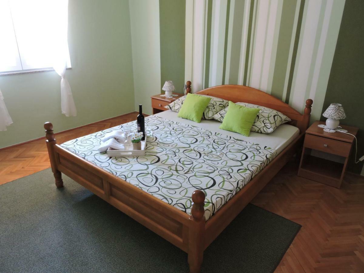Apartments Perla Biograd Na Moru Ngoại thất bức ảnh