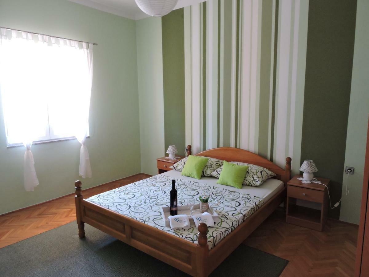 Apartments Perla Biograd Na Moru Ngoại thất bức ảnh
