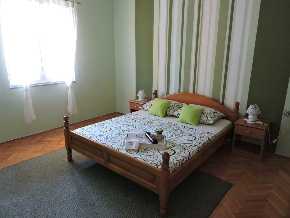 Apartments Perla Biograd Na Moru Ngoại thất bức ảnh