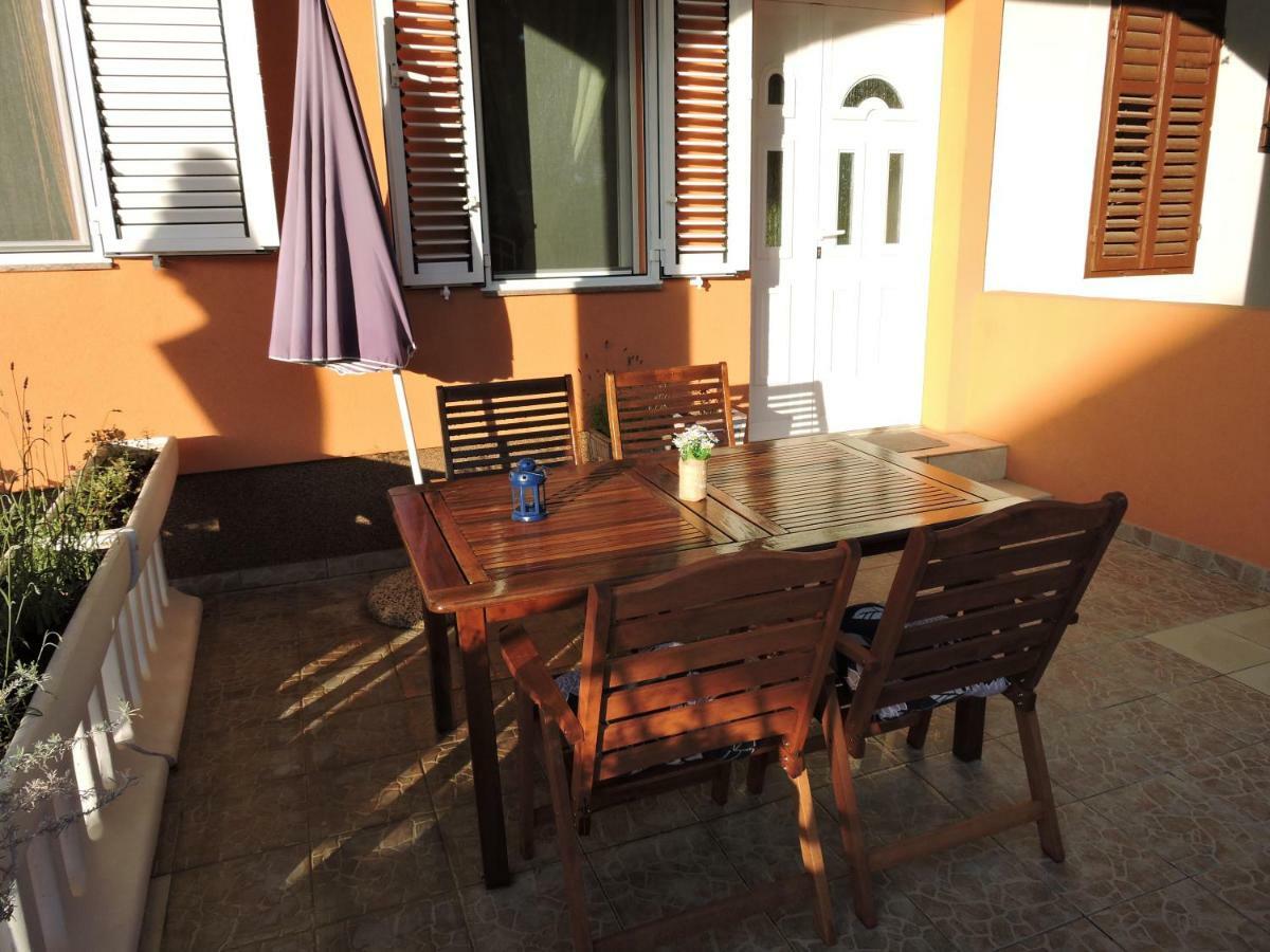 Apartments Perla Biograd Na Moru Ngoại thất bức ảnh