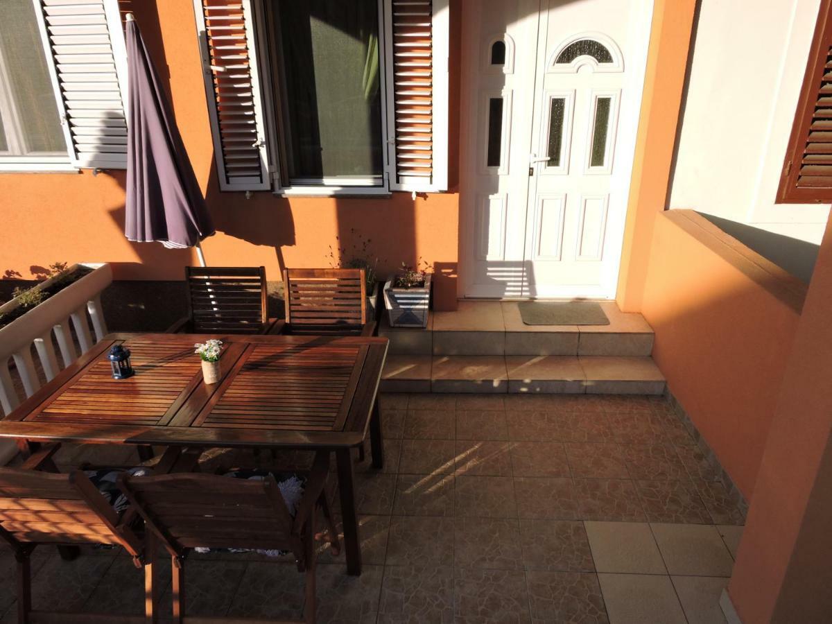 Apartments Perla Biograd Na Moru Ngoại thất bức ảnh