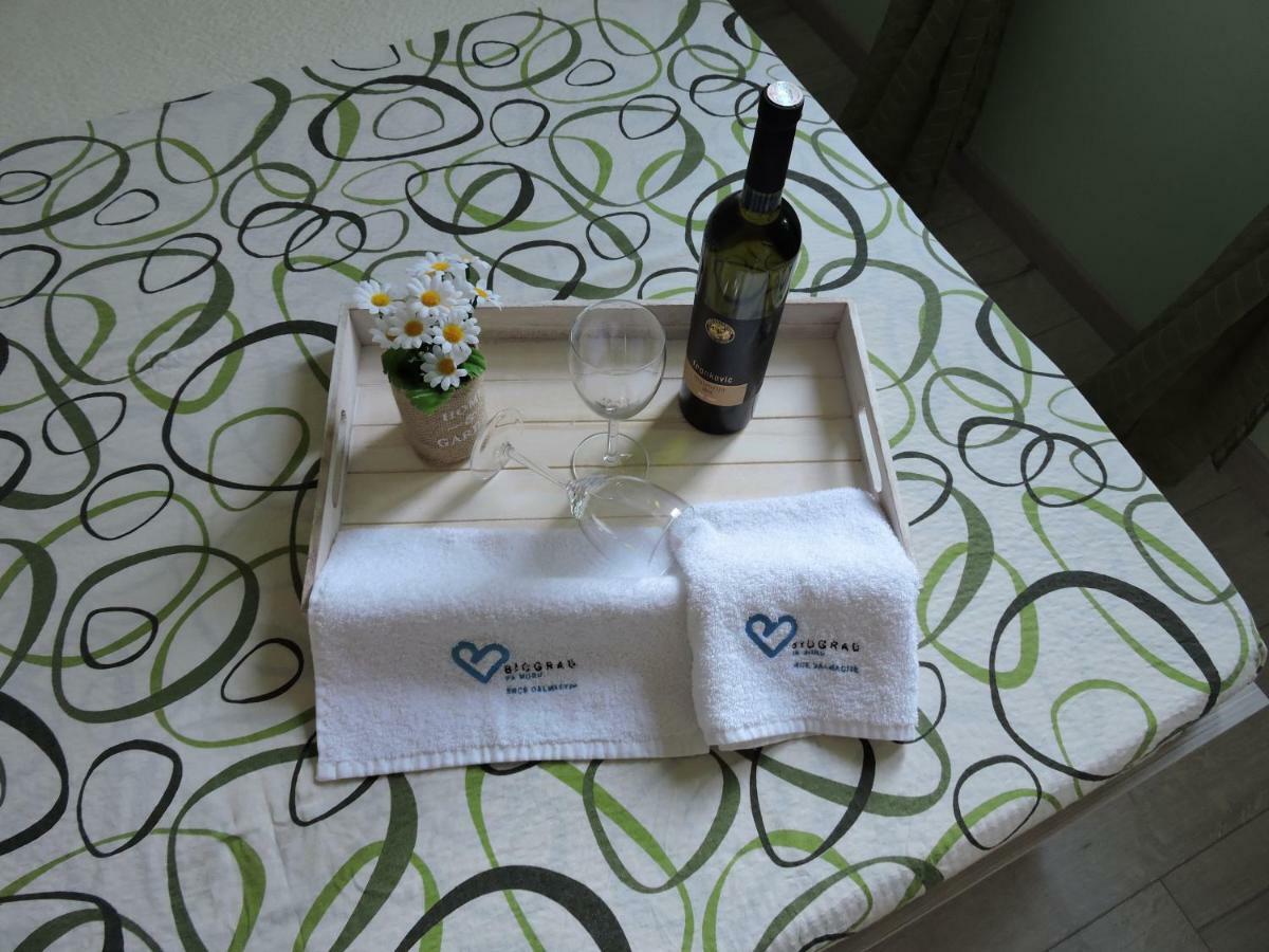 Apartments Perla Biograd Na Moru Ngoại thất bức ảnh