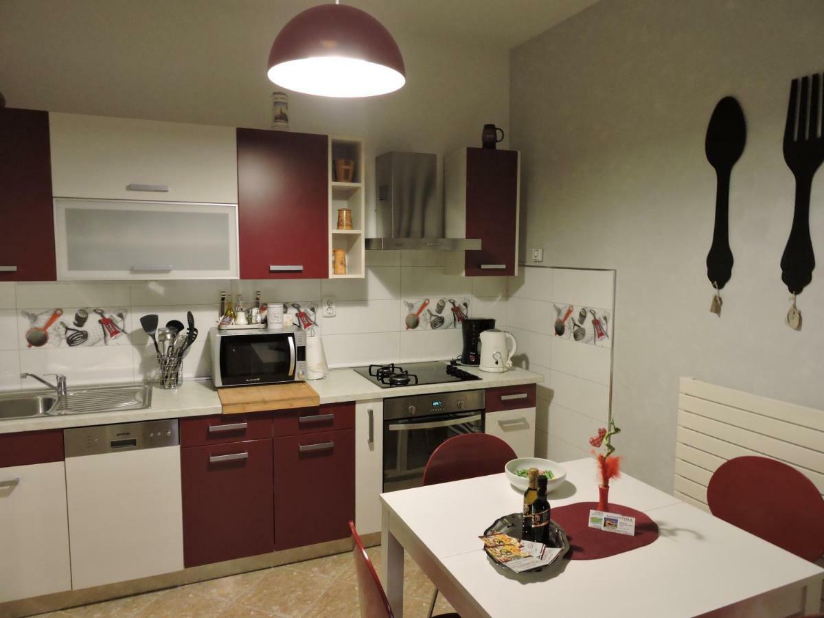 Apartments Perla Biograd Na Moru Ngoại thất bức ảnh
